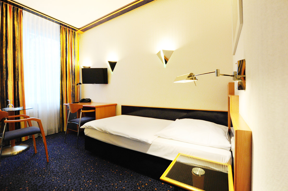 Single room, Insel Hotel Köln